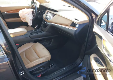 2017 Cadillac Xt5 Platinum z USA, uszkodzony, nr VIN 1GYKNFRS7HZ192746